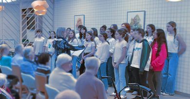 Actuación del Coro de La Azucarera